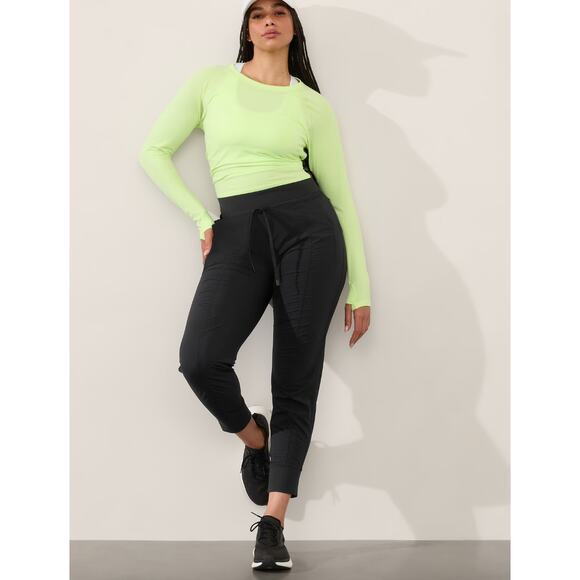 Athleta Attitude II Pant Mid Rise‎ Jogger Black Athleisure Pull On Travel Size 2 - Picture 1 of 11